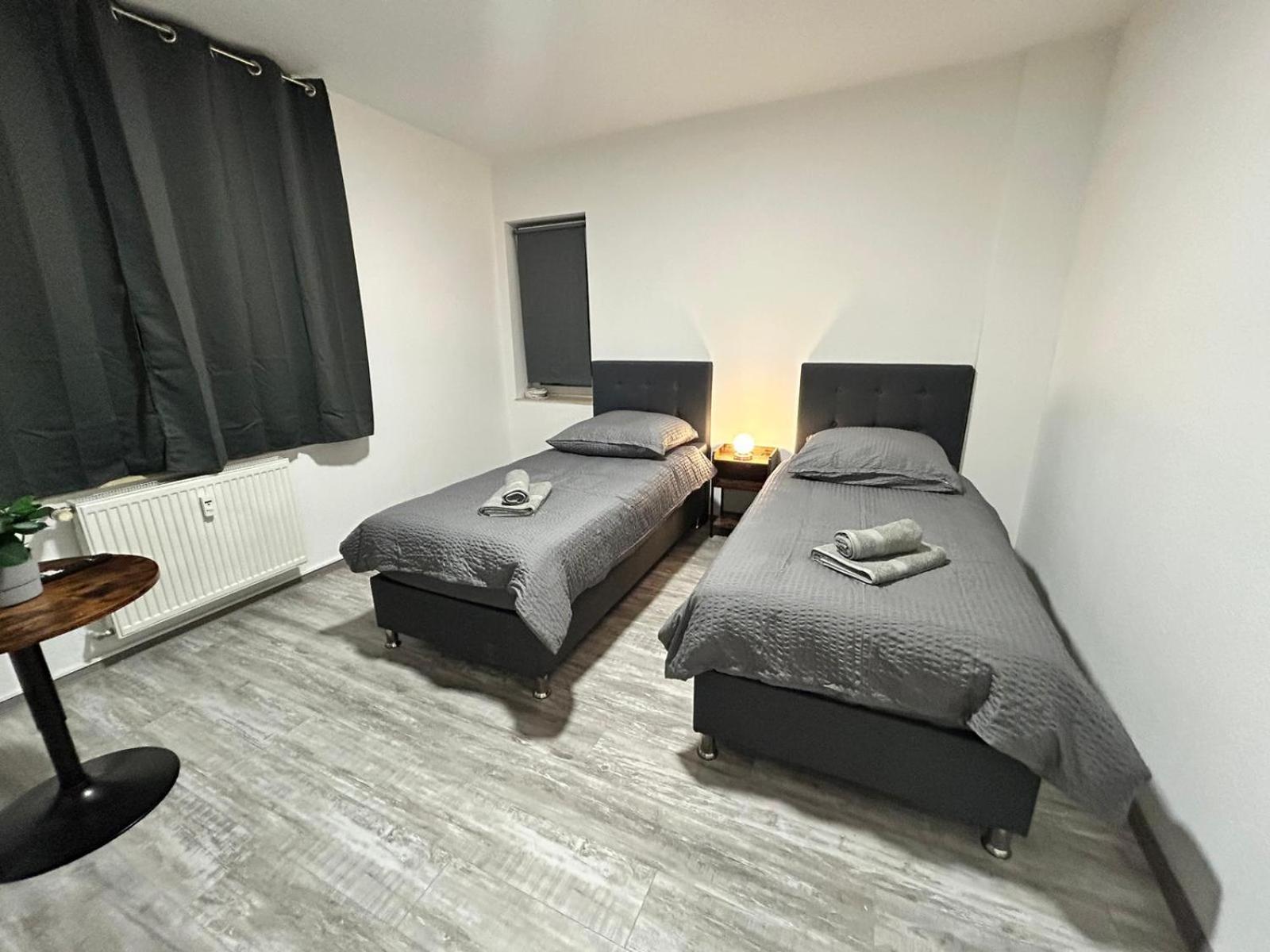 Krefeld House - 20 Min To Dus Airport & Messe Apartment Bagian luar foto