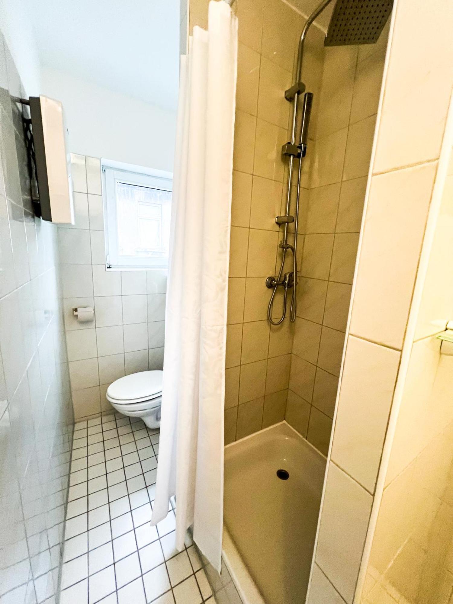 Krefeld House - 20 Min To Dus Airport & Messe Apartment Bagian luar foto