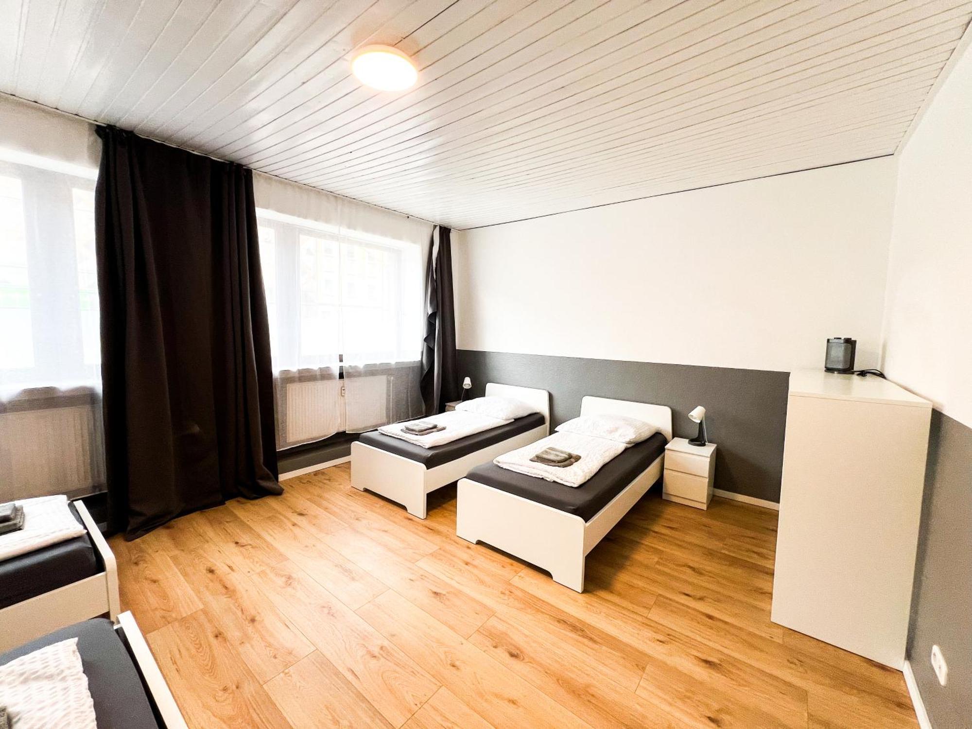Krefeld House - 20 Min To Dus Airport & Messe Apartment Bagian luar foto