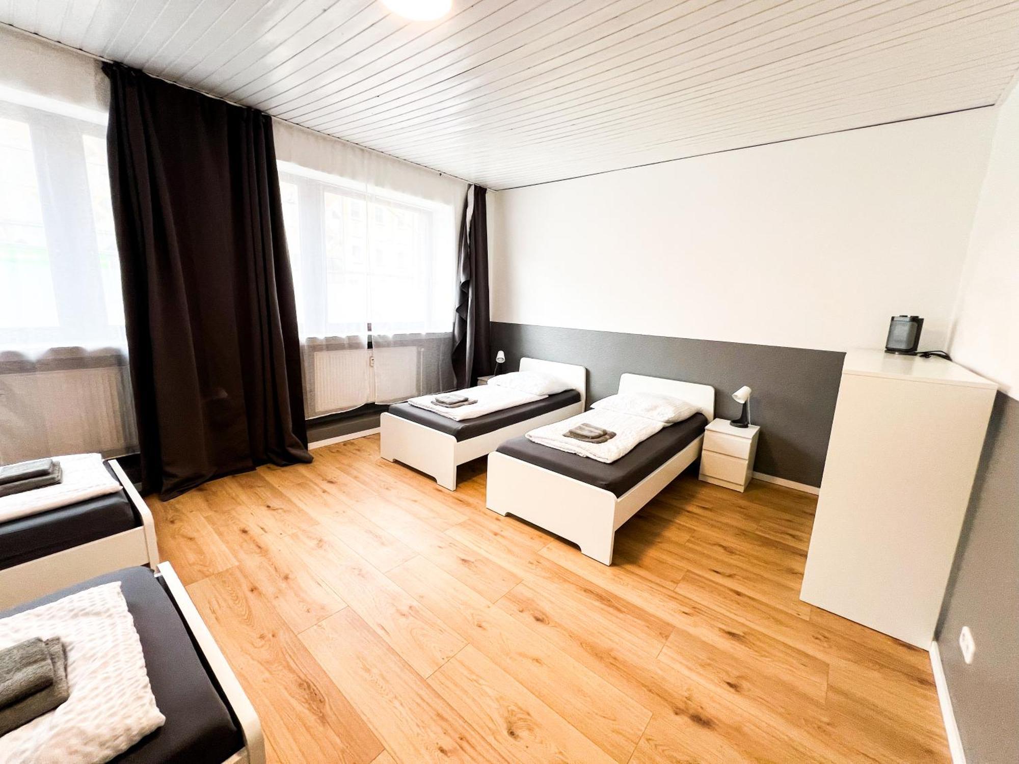 Krefeld House - 20 Min To Dus Airport & Messe Apartment Bagian luar foto