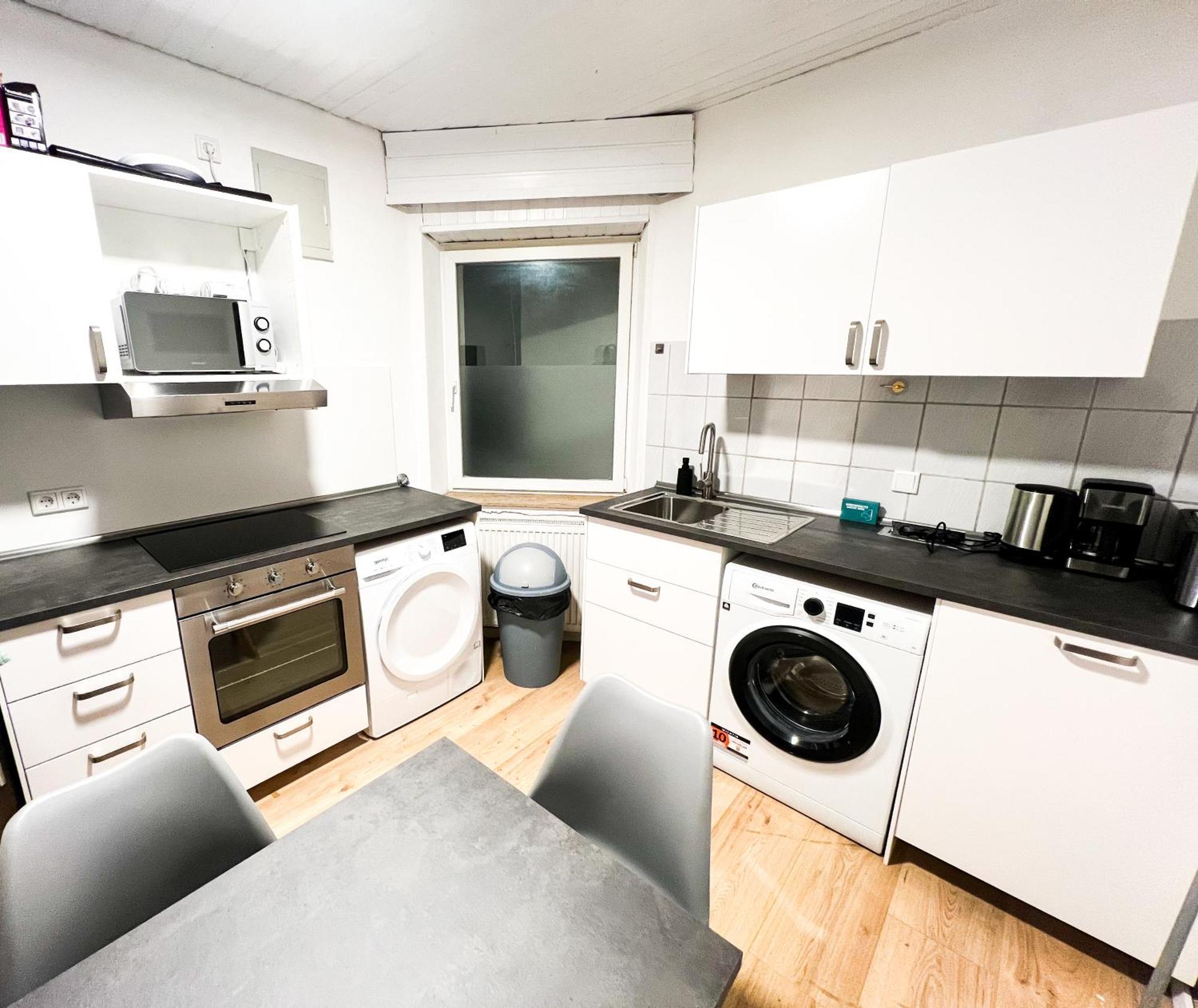 Krefeld House - 20 Min To Dus Airport & Messe Apartment Bagian luar foto