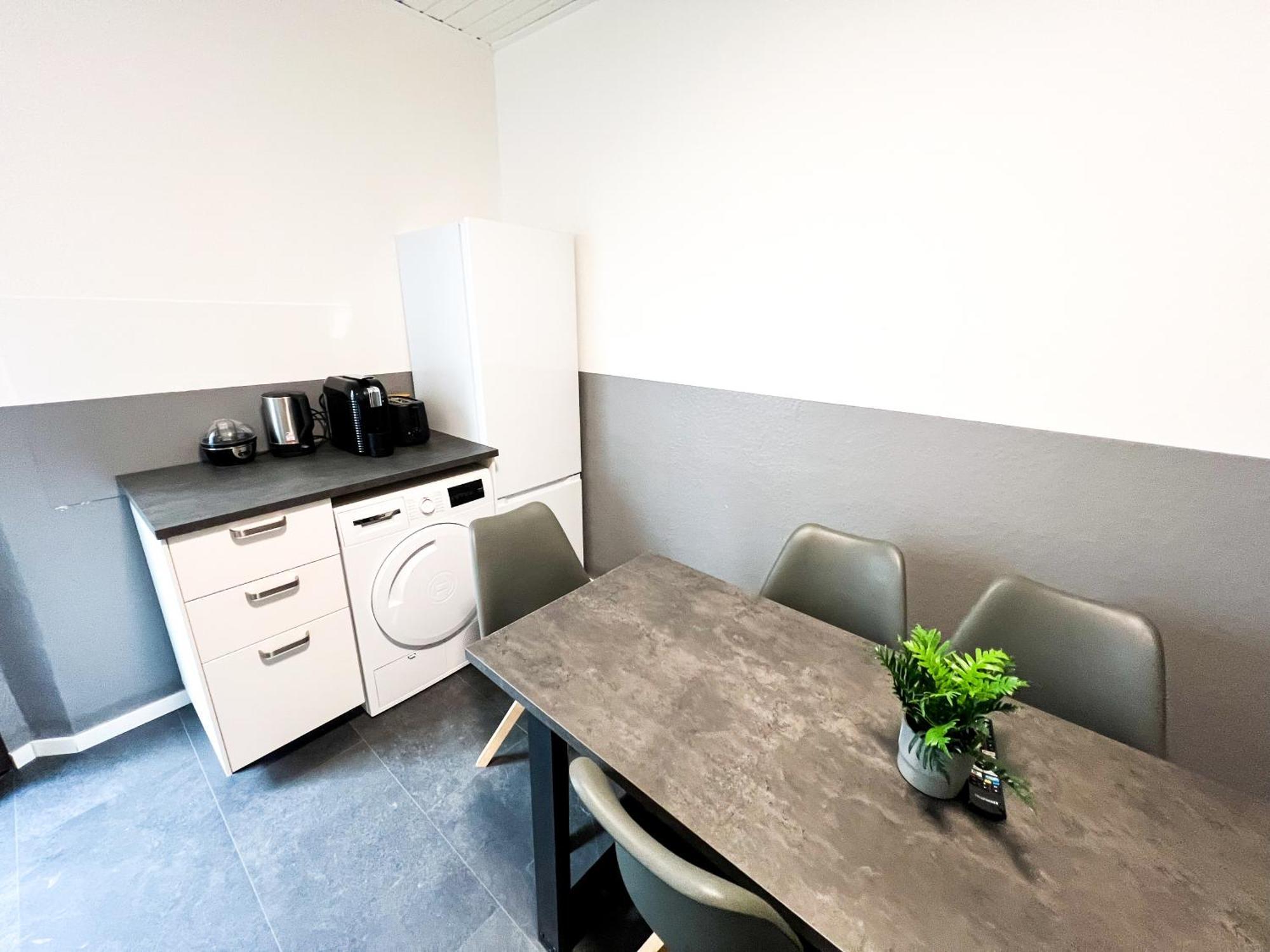 Krefeld House - 20 Min To Dus Airport & Messe Apartment Bagian luar foto